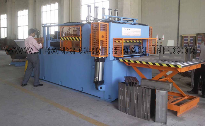 Corrugated tank fin wall forming machine